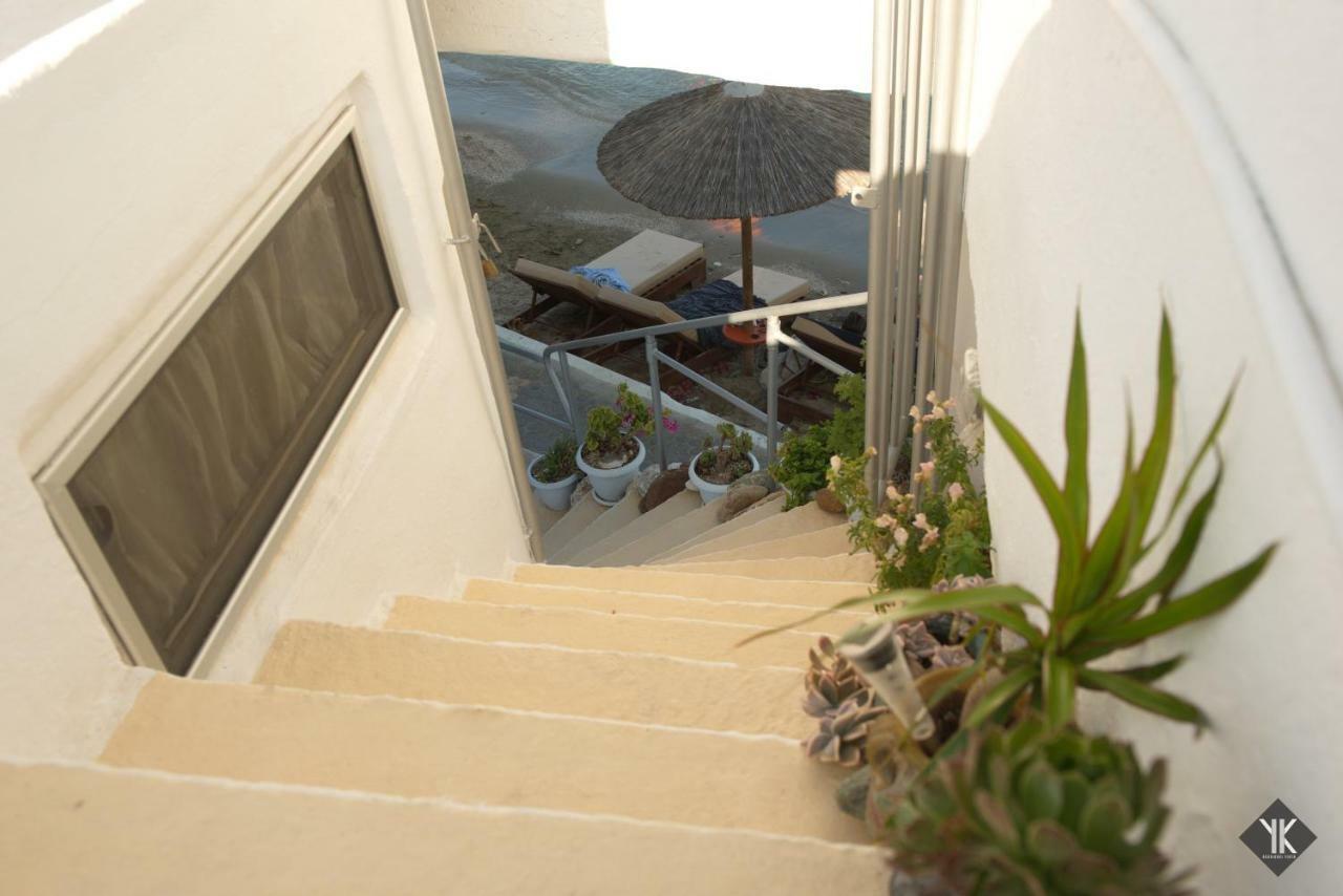Komissa΄S Beach House Agia Pelagia  Exterior photo